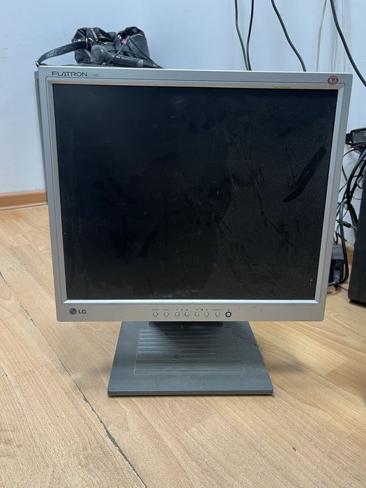 Продам монитор LG