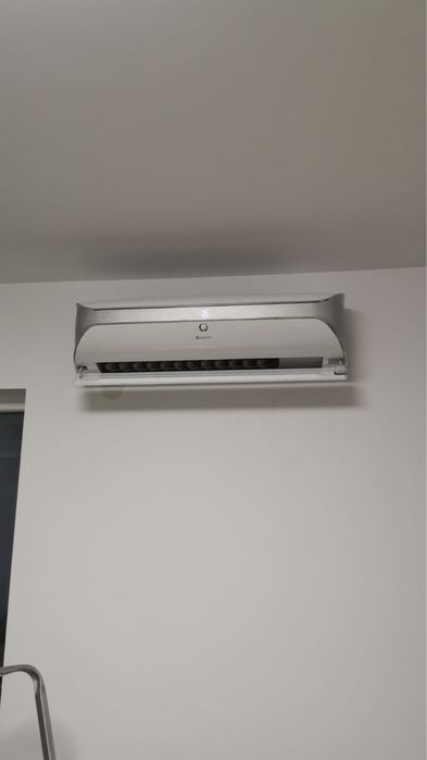 Montaj Aer Conditionat Incarcare Freon Reparatii  Igienizare