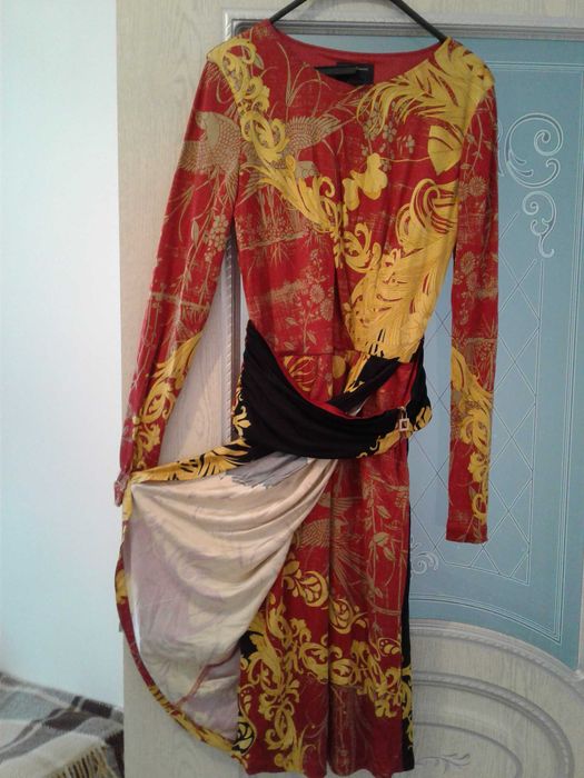 Ұзін төй көйлектер 50+ размерге