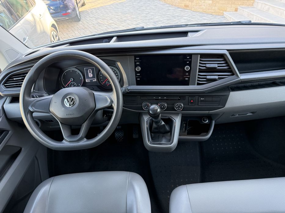 VW T6 - 9 locuri - 17500€+TVA - 2020 - 2.0 diesel 150 cp - Posib RATE/LEASING