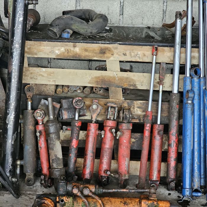 Cilindrii hidraulici