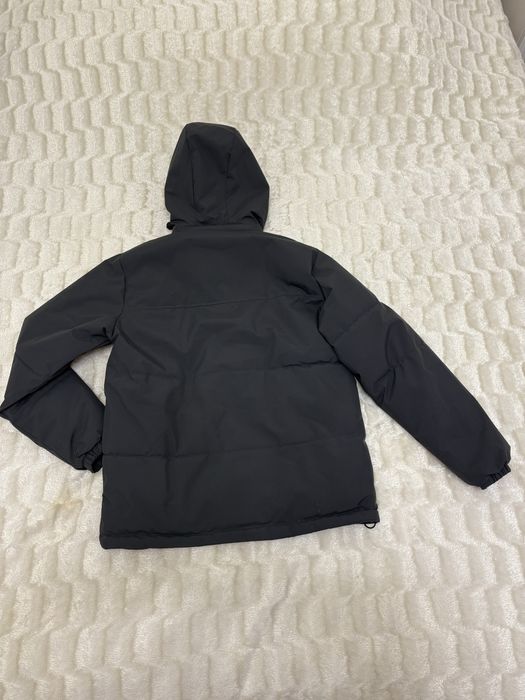 Продам демисезонную курту на мальчика