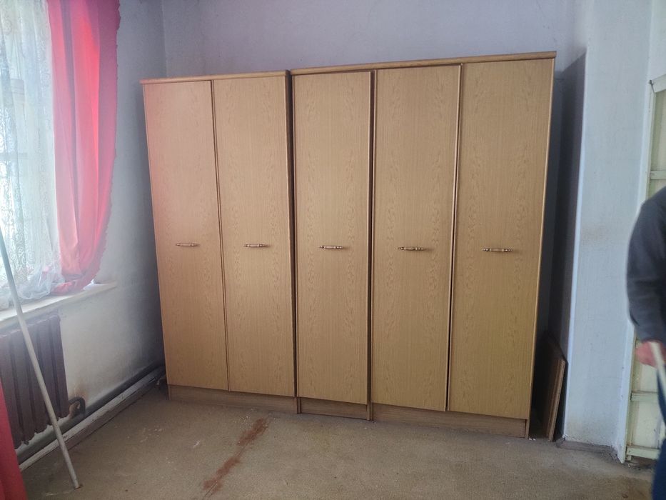 Спальный гарнитур