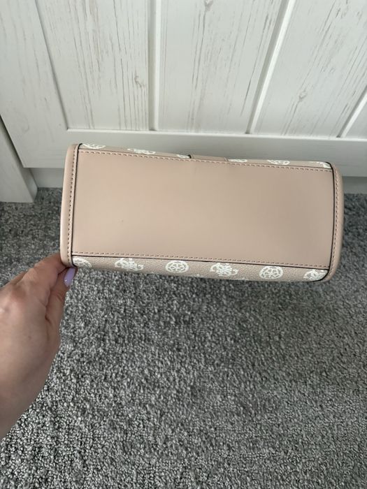 Чанти Guess/ Чанта Guess