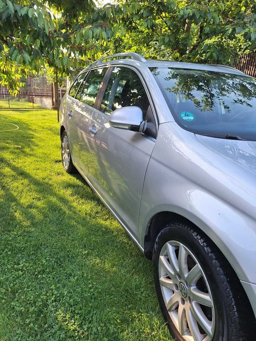 Autoturism VW Golf