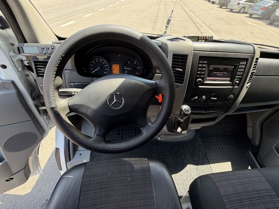 Mercedes-Benz Sprinter Frigorific + Lift 2.2D Automat, 2017, TVA Deductibil, Thermo King V200Max