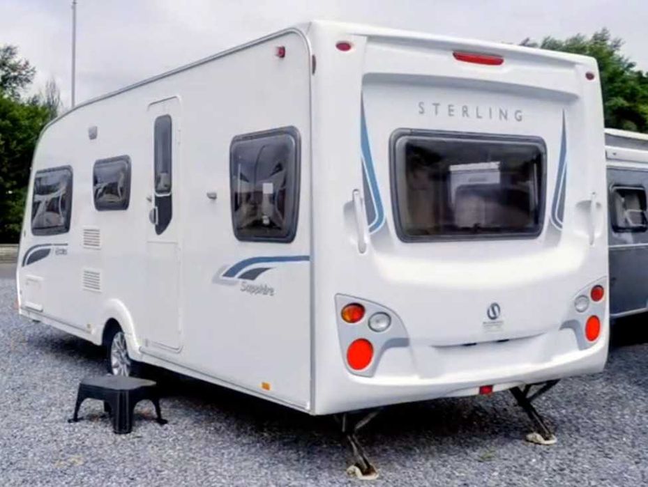 Продавам пет местна каравана „Sterling Eccles Sapphire“ 2010г. с МОТОРМУВЪР И ФОРСЕЛТ!