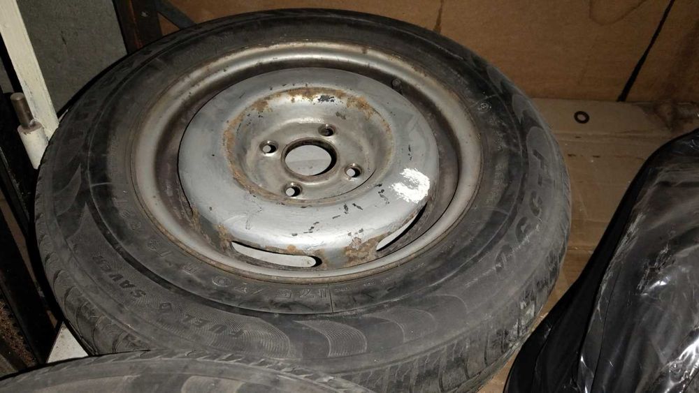 Джанти с гуми комплект и резервна гума за WV Голф 3 13 цола