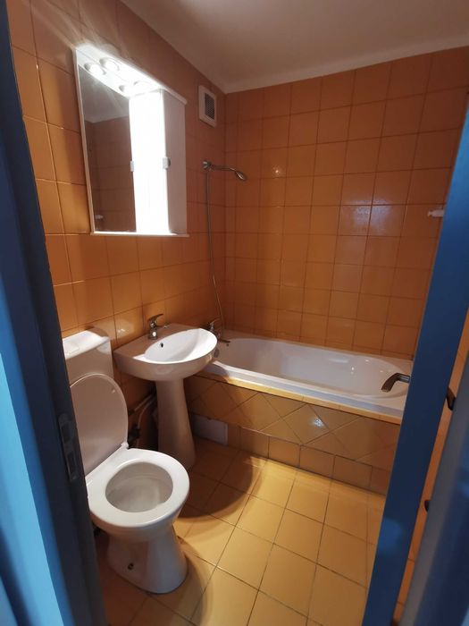 Proprietar inchiriez garsoniera decomandata termen lung, zona Anda, Constanta