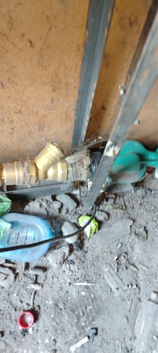 Продам котел 100кв с дымоходом