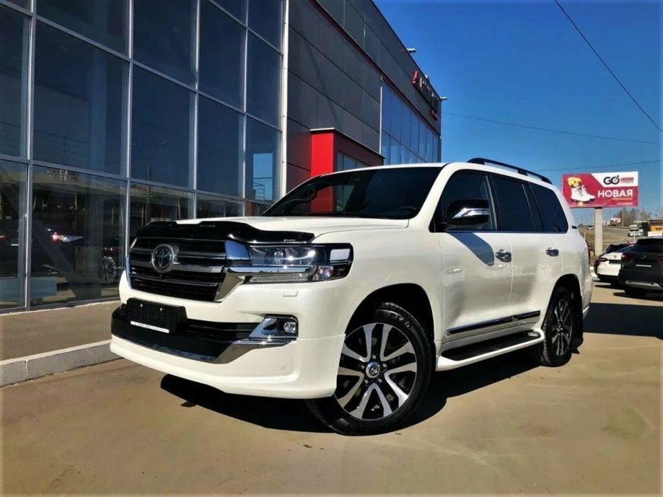 Продам Tayota 200
