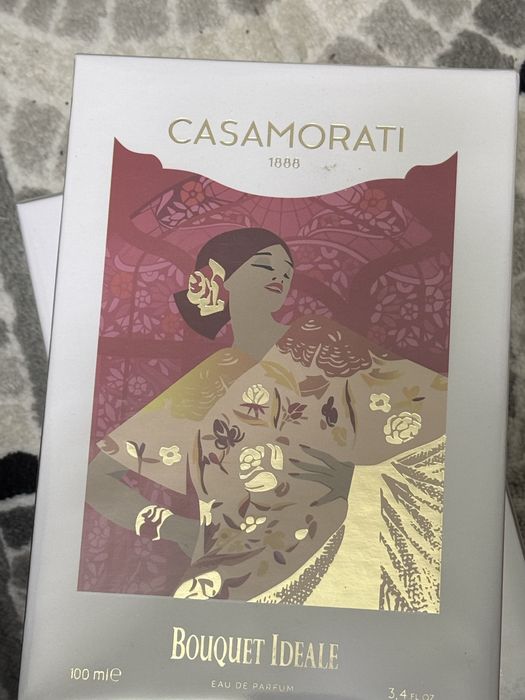 Pafumuri diferite modele