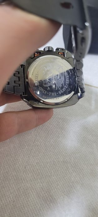 Ceas diesel model deosebit