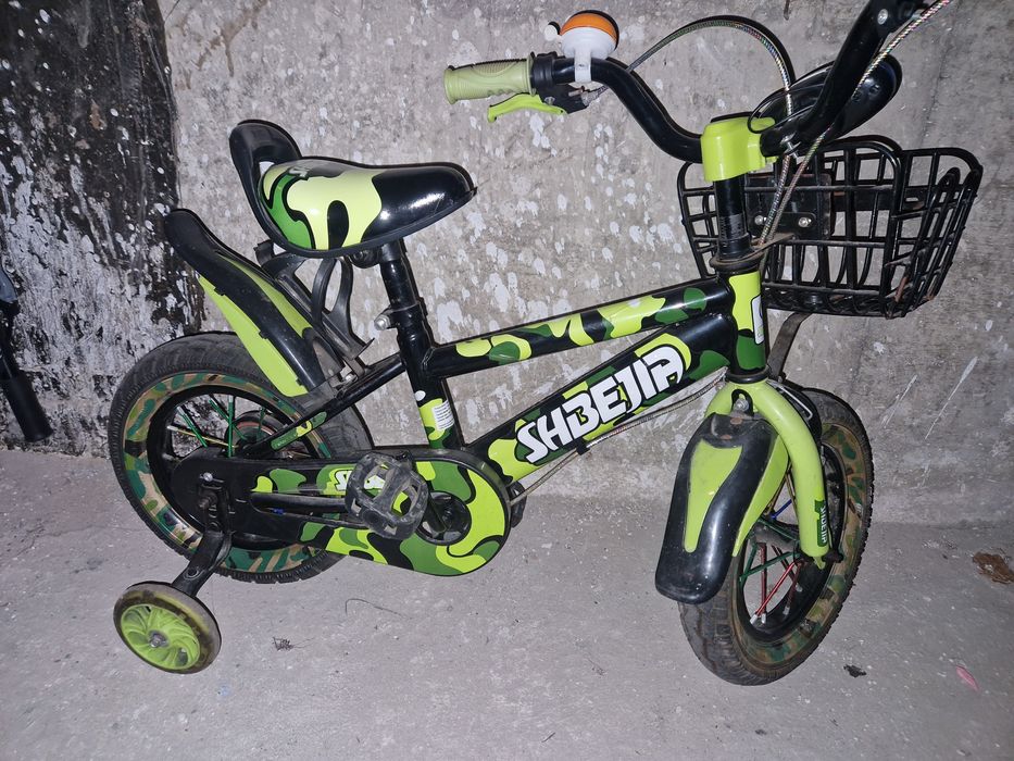 Bicicleta 12 inch baieti