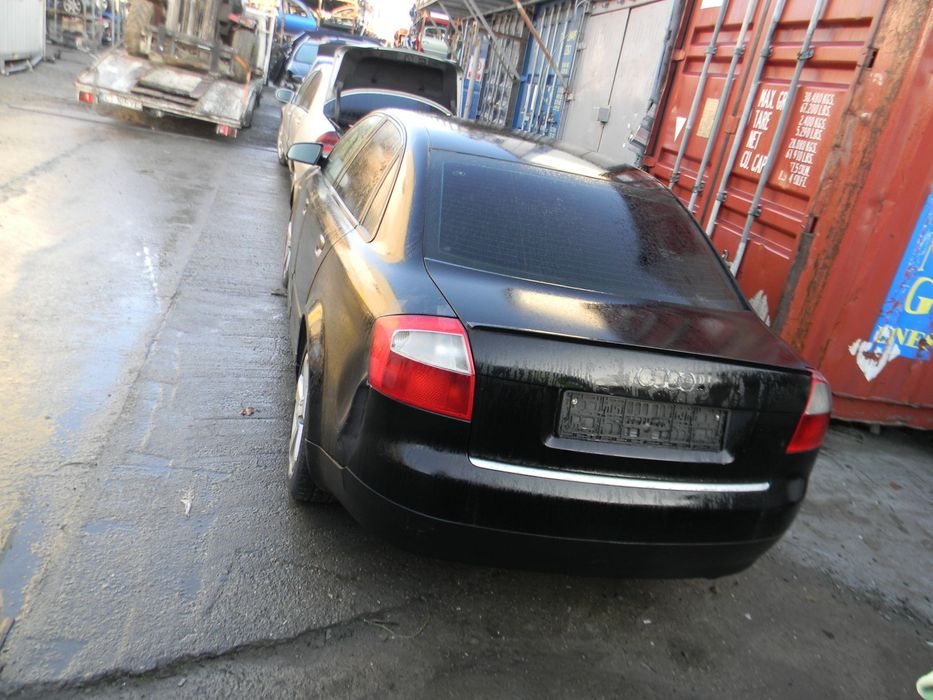 Dezmembrari  Audi A4 B6 (8E)  2000  > 2004 1.9 TDI Motorina