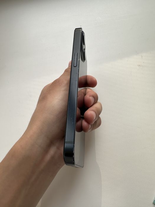 Продам iPhone 13 128GB
