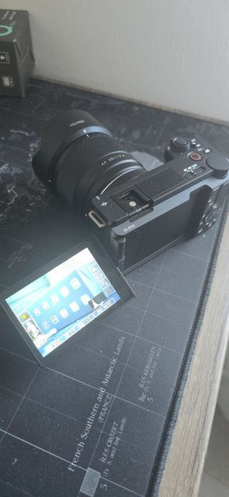 Sony ZV-E10 II cu Viltrox Air 35mm F1.7