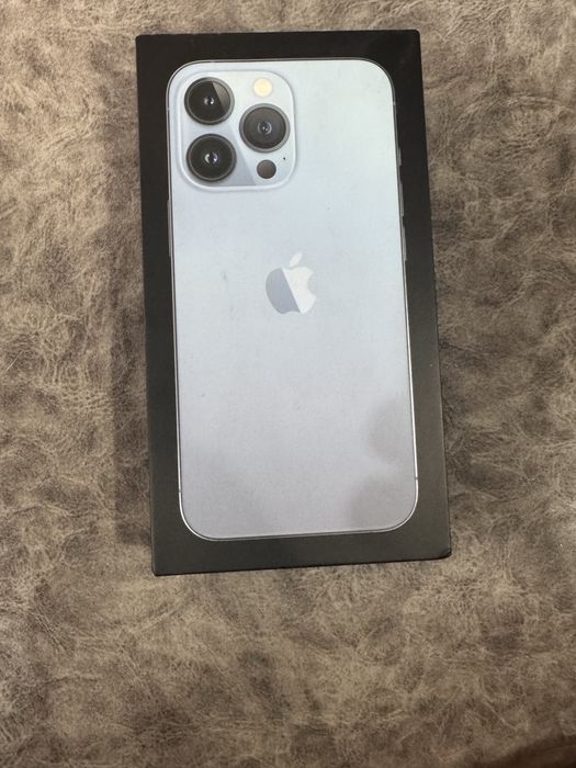 Продам iPhone 13 Pro и 15 Pro