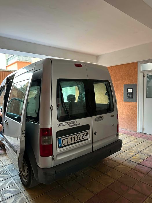 Продавам Ford Tourneo Connect