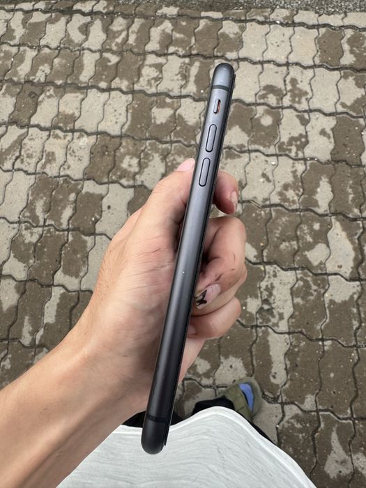 iphone 11,128 gb,