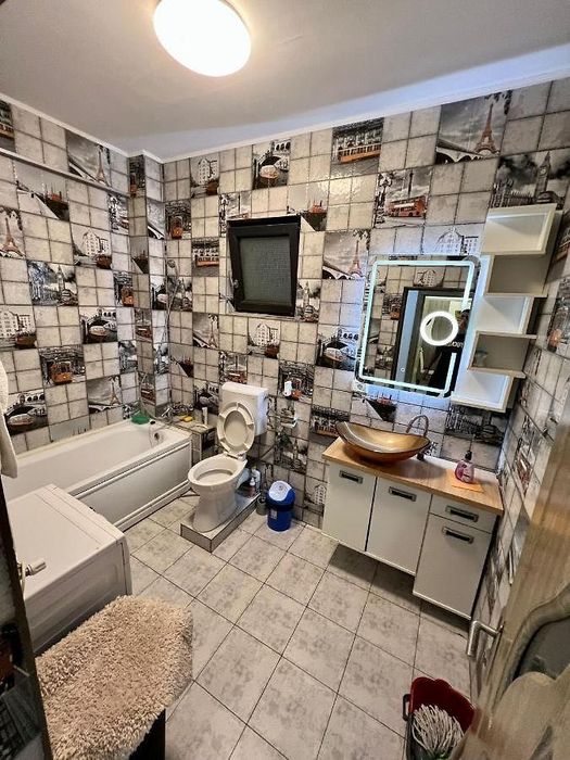 Închiriez apartament termen lung