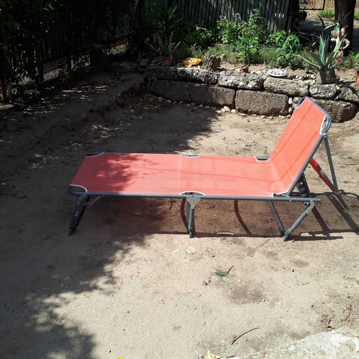 Șezlong pliabil cu parasolar