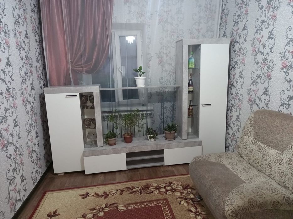 Продам стенку в хорошем состояние