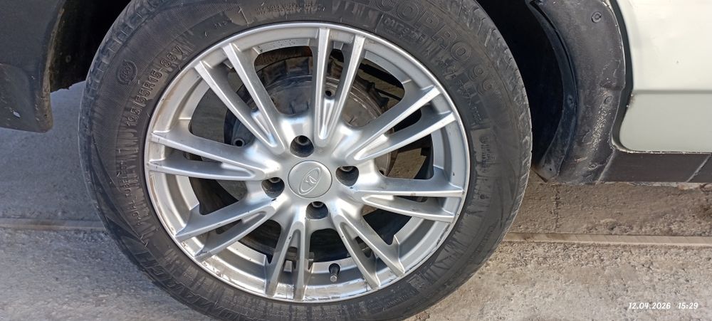 Колеса на 15 отличном состоянии