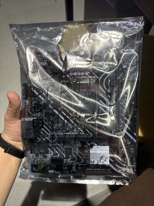 Продам материнку Asus Prime H610M K ddr4