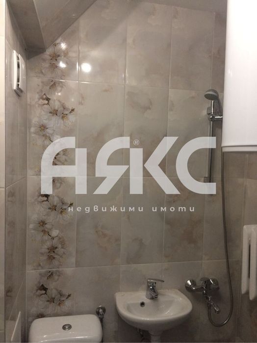 Двустаен обзаведен апартамент под наем в кв. Красна поляна до МЕТРОСТ