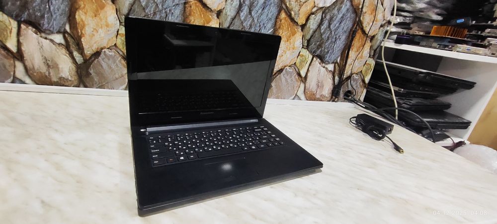 Компактный ноутбук Lenovo