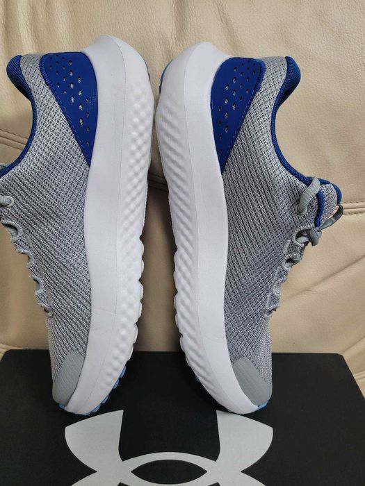 Маратонки Under  Armour