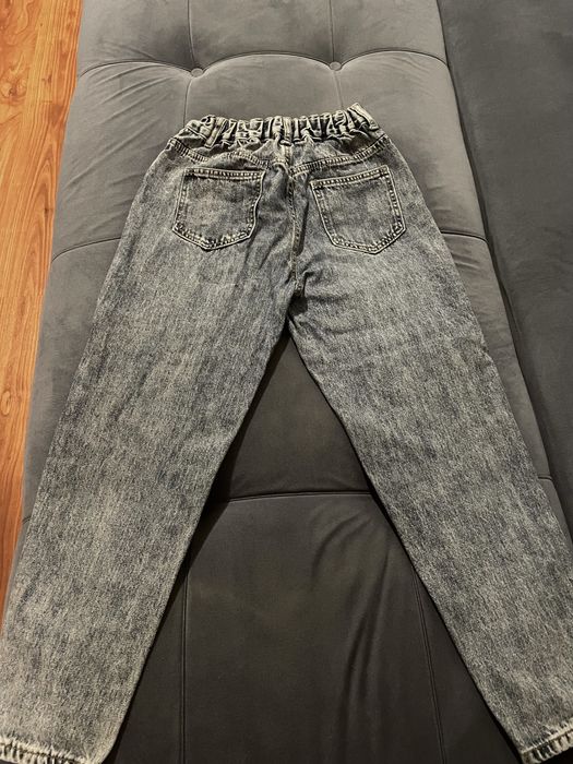 Продам джинсы для девушек