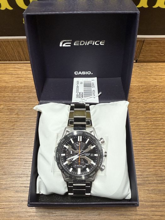 Ceas Casio Edifice Tough Sloar model: EQB-2000 Sapphire Crystal 100m.