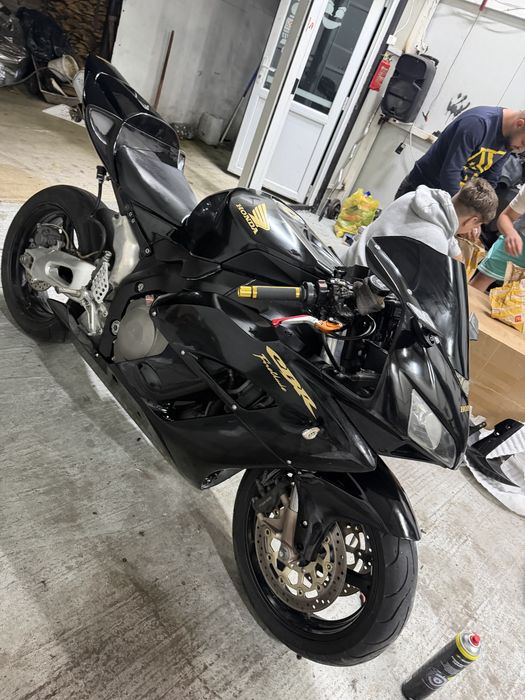 Honda CBR 1000RR Fireblade SC57
