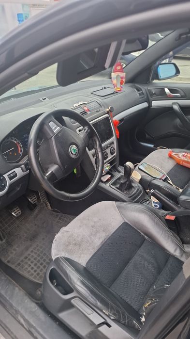 Skoda octavia 2 vrs toată