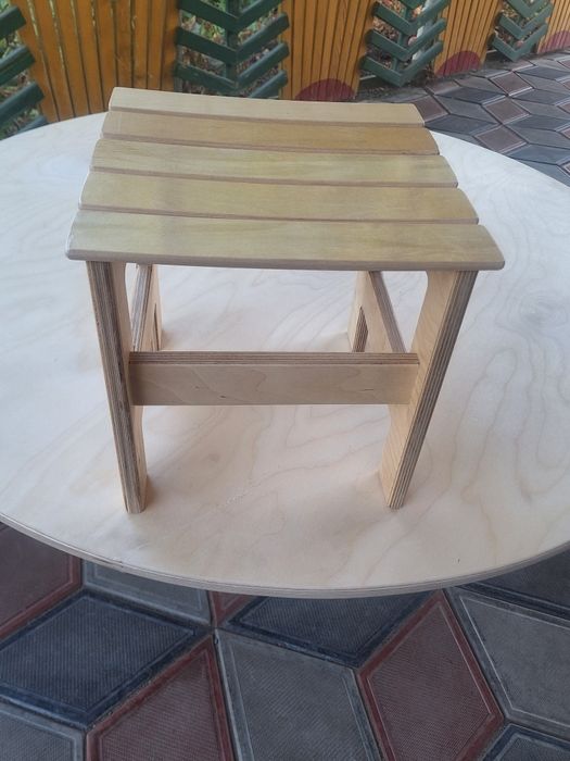 Стульчик детский