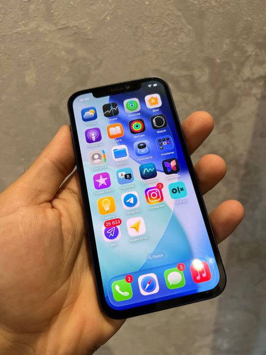 Iphone 12            .