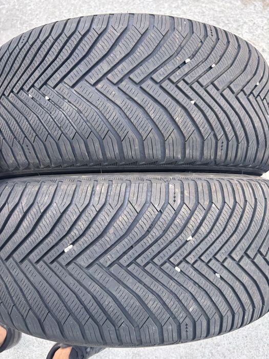 235/45/18 Michelin 2 бр