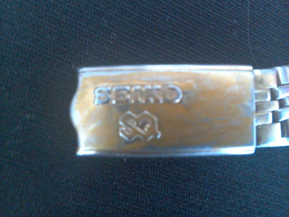 PROMOTIE-Ceas original Seiko, damă, quartz, dată, geam safir -  90 lei