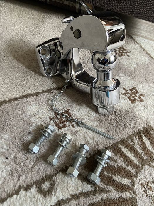 Продам фаркоп на ленд крузер