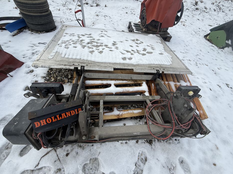 Oblon/ lift hidraulic 24V  de la 7.5T in sus