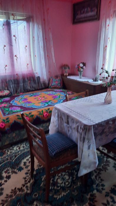 Casă și grădină de vînzare