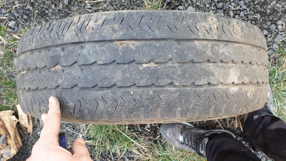 Джанта с гума 195 70 14 пирели