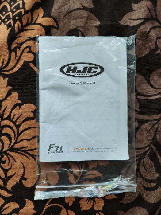 Карбонова каска за мотор HJC F71 Carbon