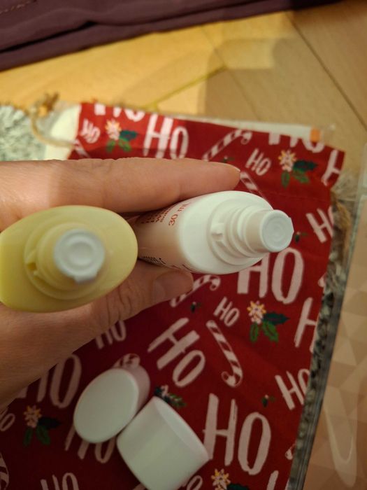 Set Clarins sigilat (cleanser + scrub)