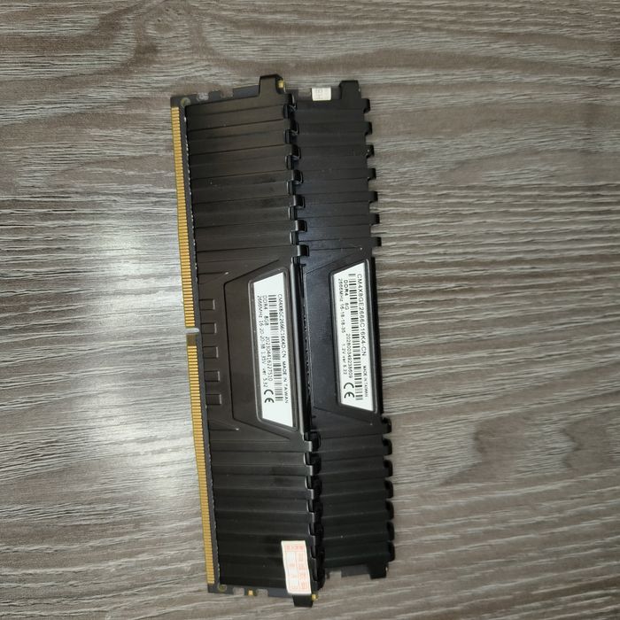Ddr4 vengeance 2x8 gb