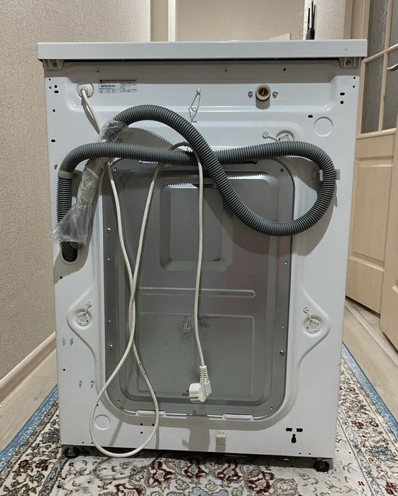 Продам стиральную машину LG