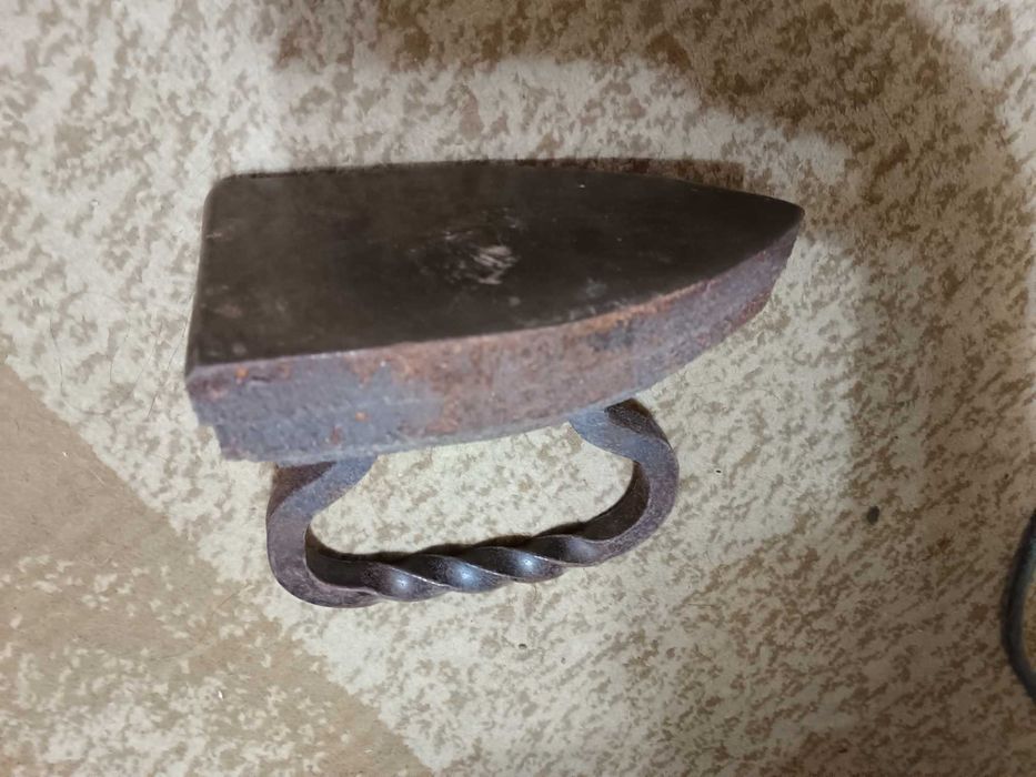 Утюг антиквариат