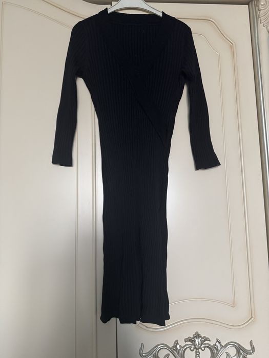 Платья все по 1.000 размер S